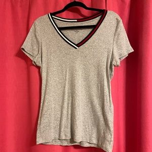 Tommy hilfiger v neck